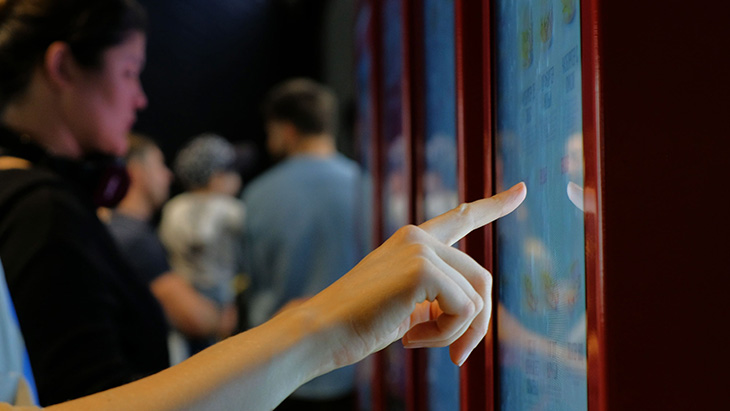interactive digital signage